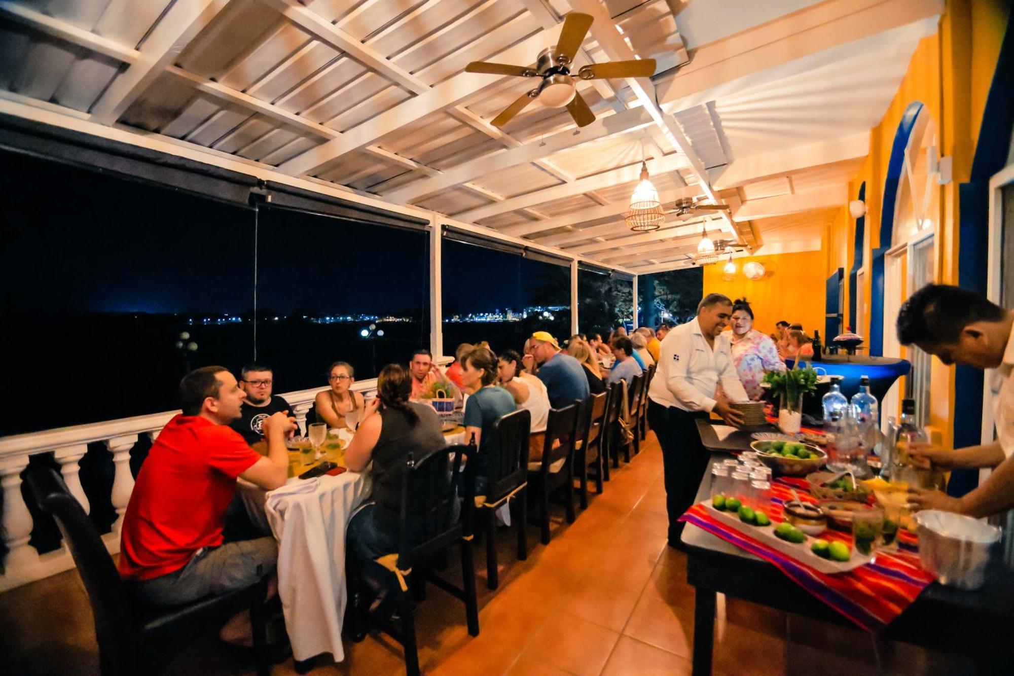 Hotel Villa Del Lago Flores Eksteriør bilde